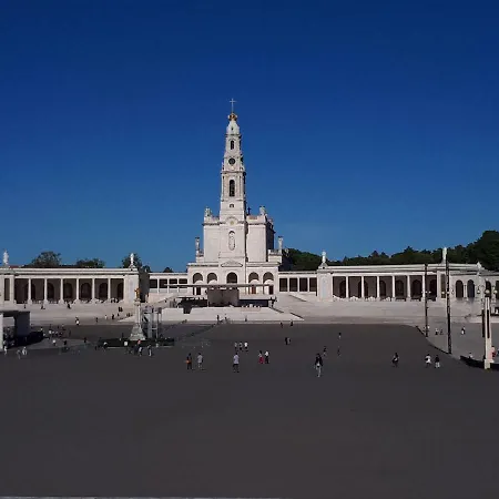 Residencial Coroa D'ouro 3*