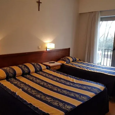 Residencial Coroa D'ouro Gæstehus Fátima