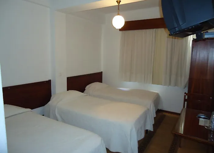 Guest house Residencial Coroa D'ouro